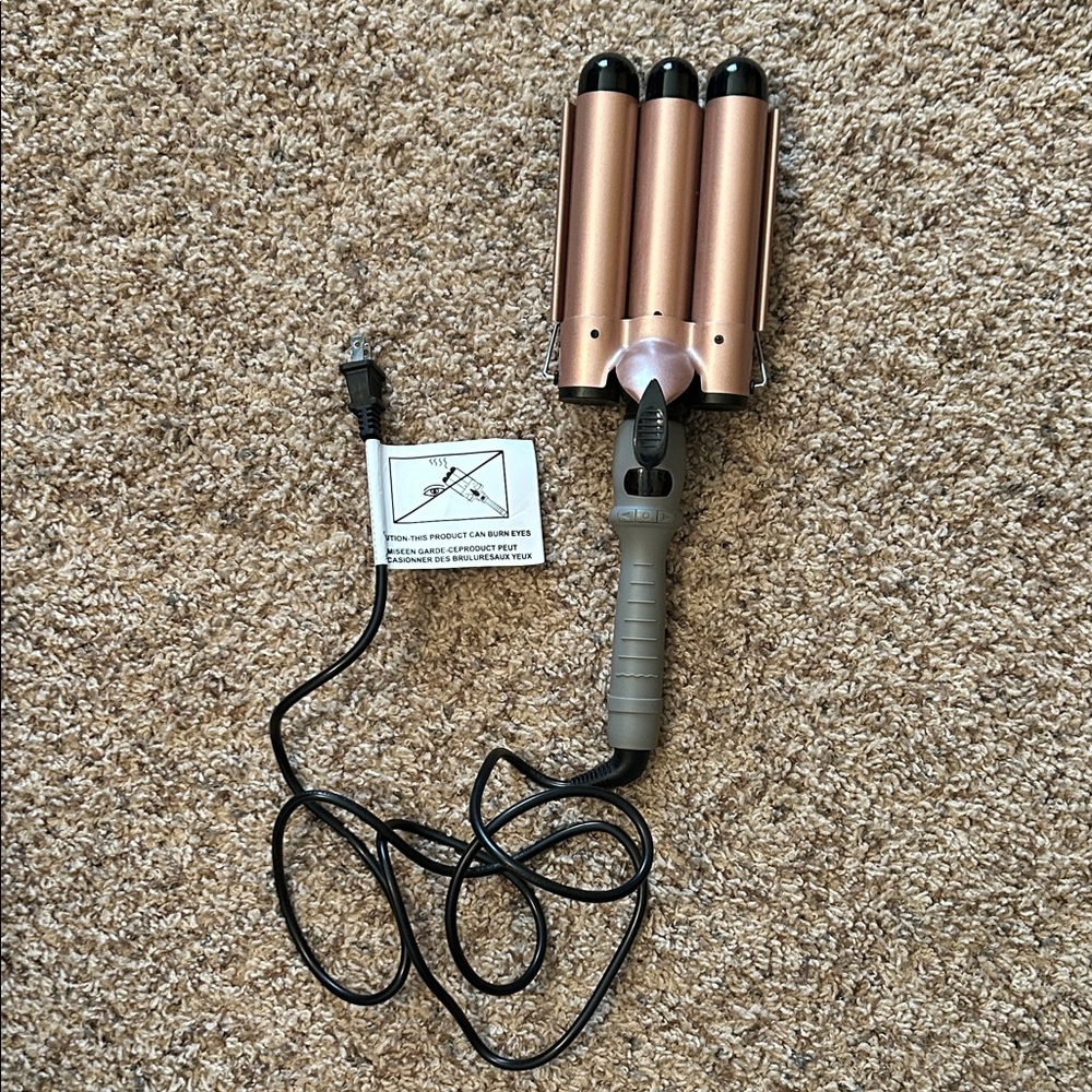 Copper and Black Hair Waver
